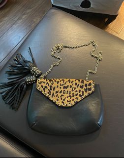 (Category: ) located in . Submitted by ilr17 (Listing ID 1323956228, Image 1). Description: .