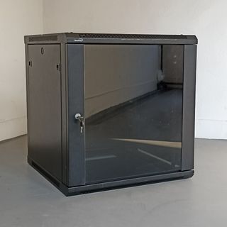 (Category: ) located in . Submitted by ultratux (Listing ID 1324031164, Image 1). Description: .