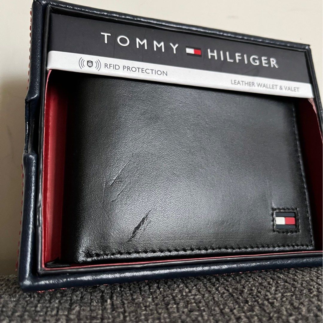 Tommy hilfiger black leather wallet sale