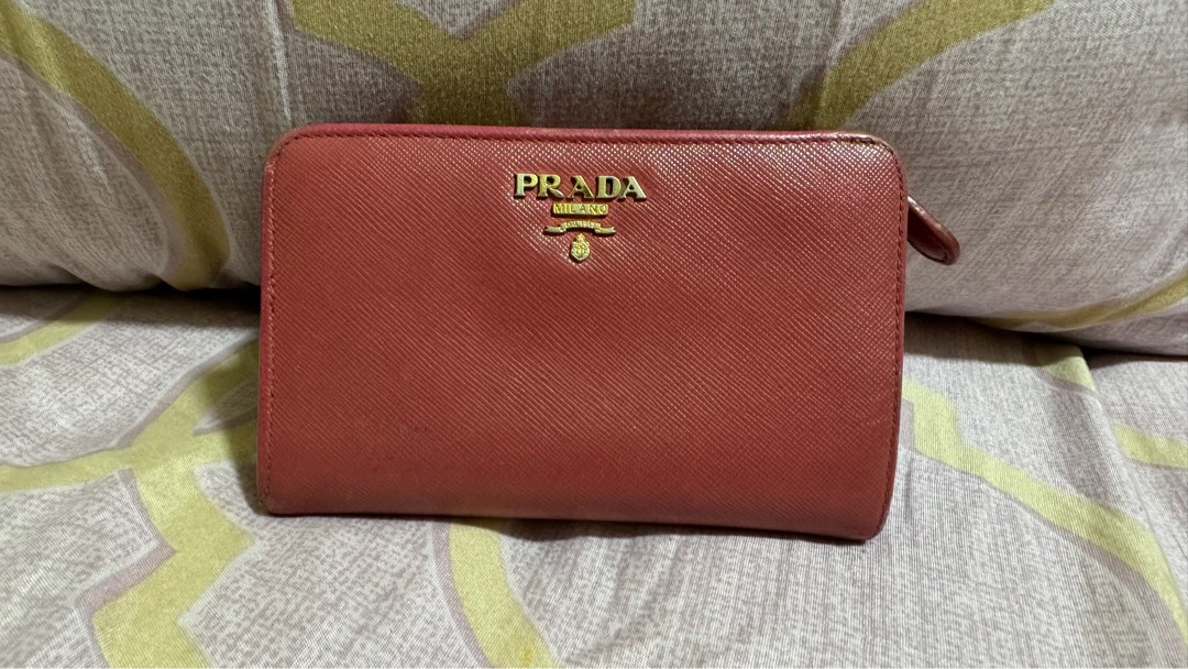 Authentic prada wallet Women s Fashion Bags Wallets Wallets Card Holders on Carousell