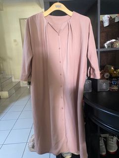 (Category: ) located in . Submitted by preloved_anything08 (Listing ID 1324035352, Image 1). Description: .
