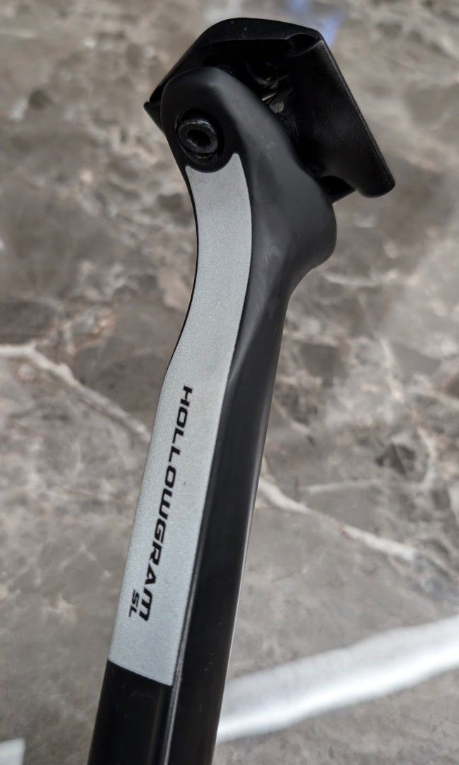 キャノンデール　ホログラム　ノット　カーボンシートポスト　15mmオフセット キャノンデール ホログラム ノット カーボンシートポスト 15mm