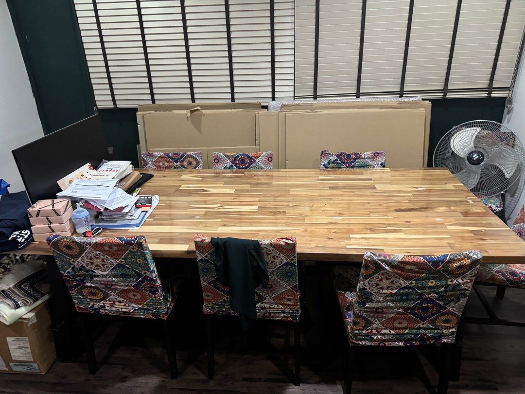 Dining Table (Category: Other Home Furniture) located in Singapore. Submitted by ruztyz (Listing ID 1324140808, Image 2). Description: Able to cater 8 chair. .