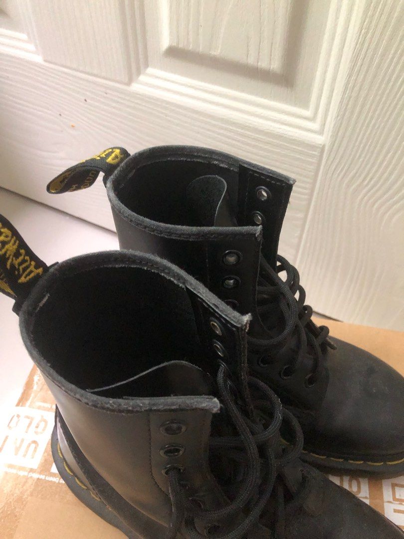 Dr. Martens 1460 Boots (Category: Boots) located in Los Banos. Submitted by myexcesstuff (Listing ID 1324116003, Image 3). Description: PLEASE READ! RFS: Couldn’t break in with my feet. Fixed price. For transparency, the first seller didn’t mention flaws/defects to me when I got it from another shop here, so I’m planning to just buy a new one that would complement my feet too cos I noticed them only after receiving. Flaws: Unequal length of back 