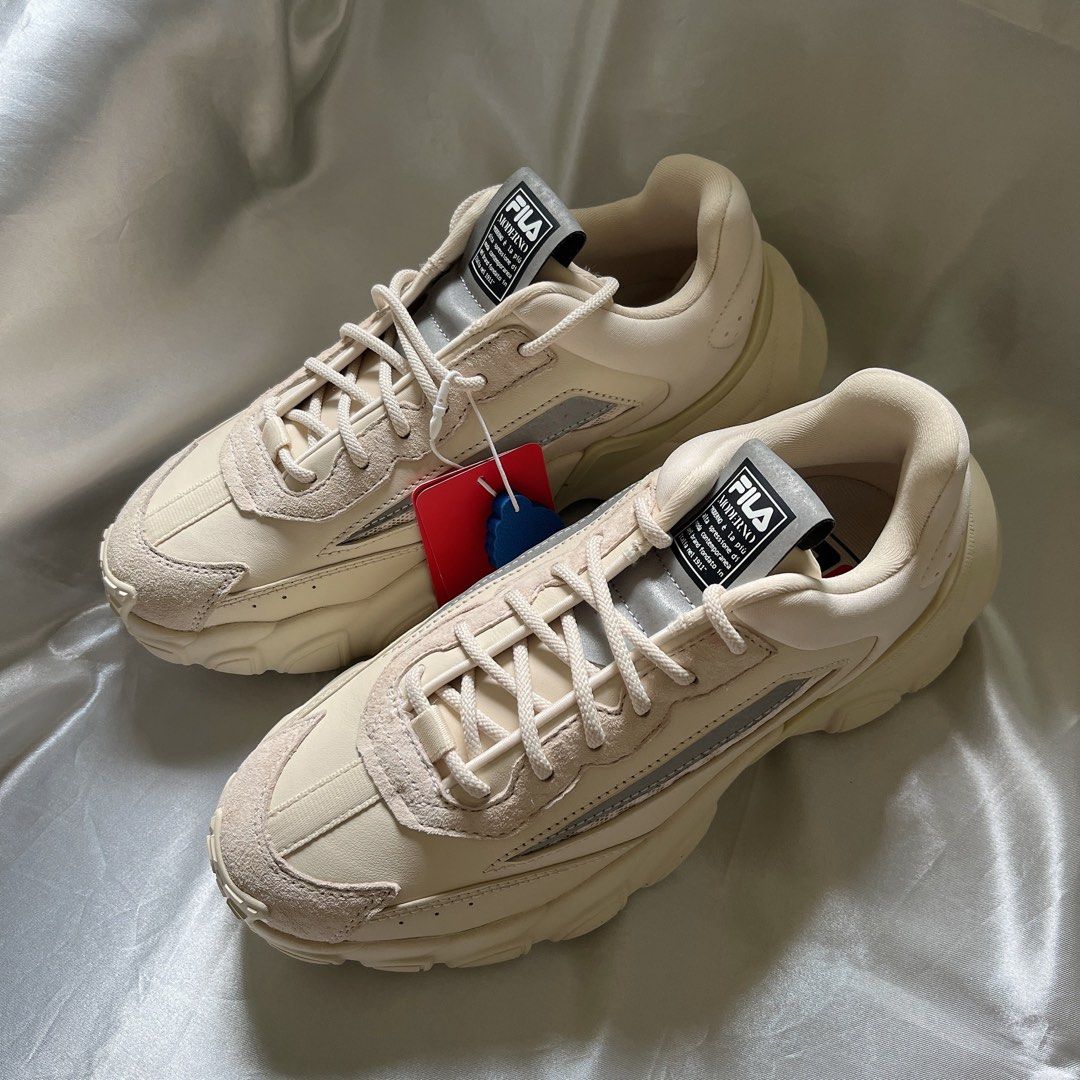 Fila beige sneakers hot sale
