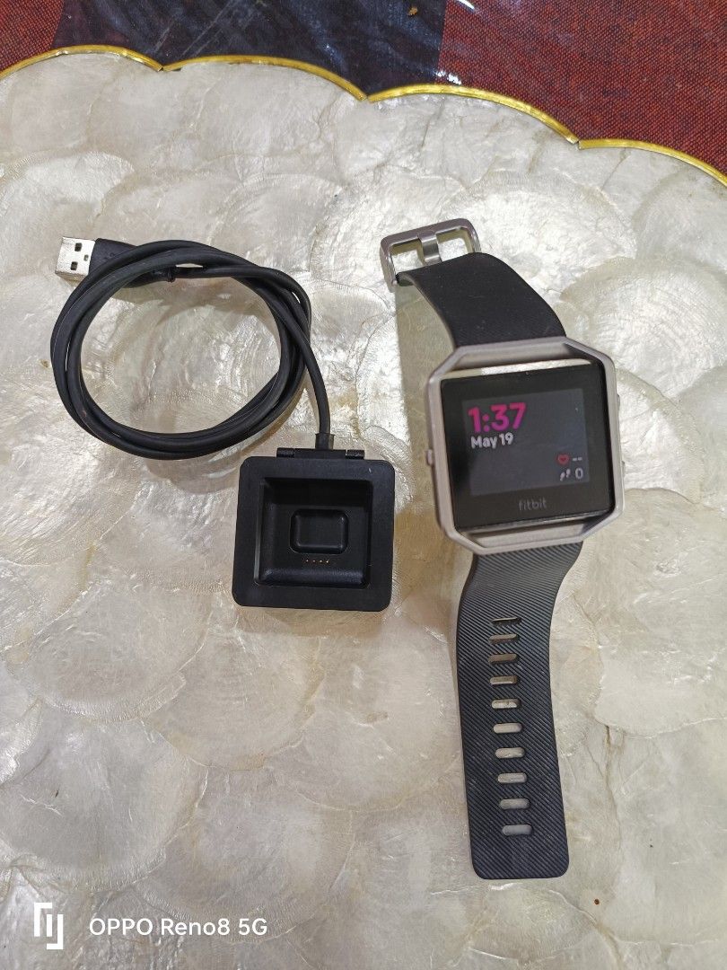 Fitbit 502 shop