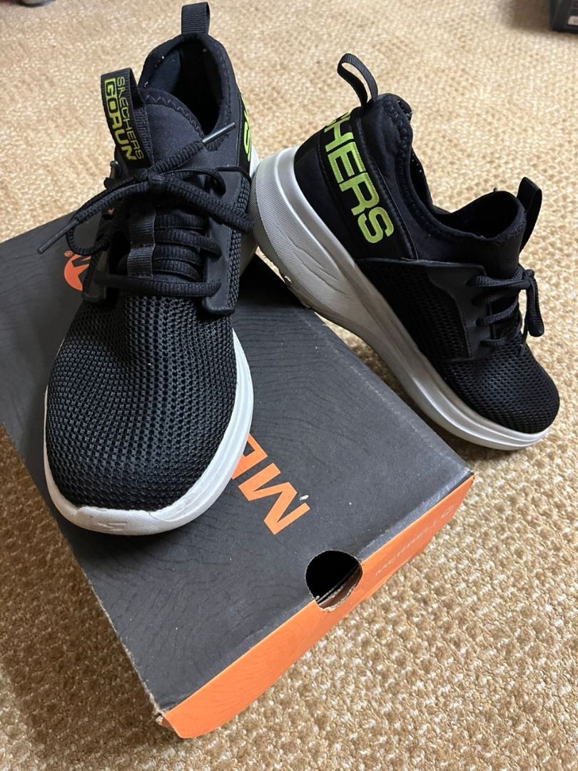 Skechers sale 41 on sale