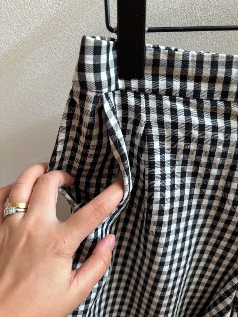 Checkered tapered pants online