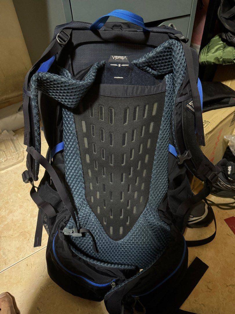 Gregory stout 30l day pack best sale