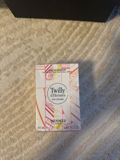（分類：）位於 。 由 picassone 提交（商品編號 1324104158，圖片 1）。簡介： 。