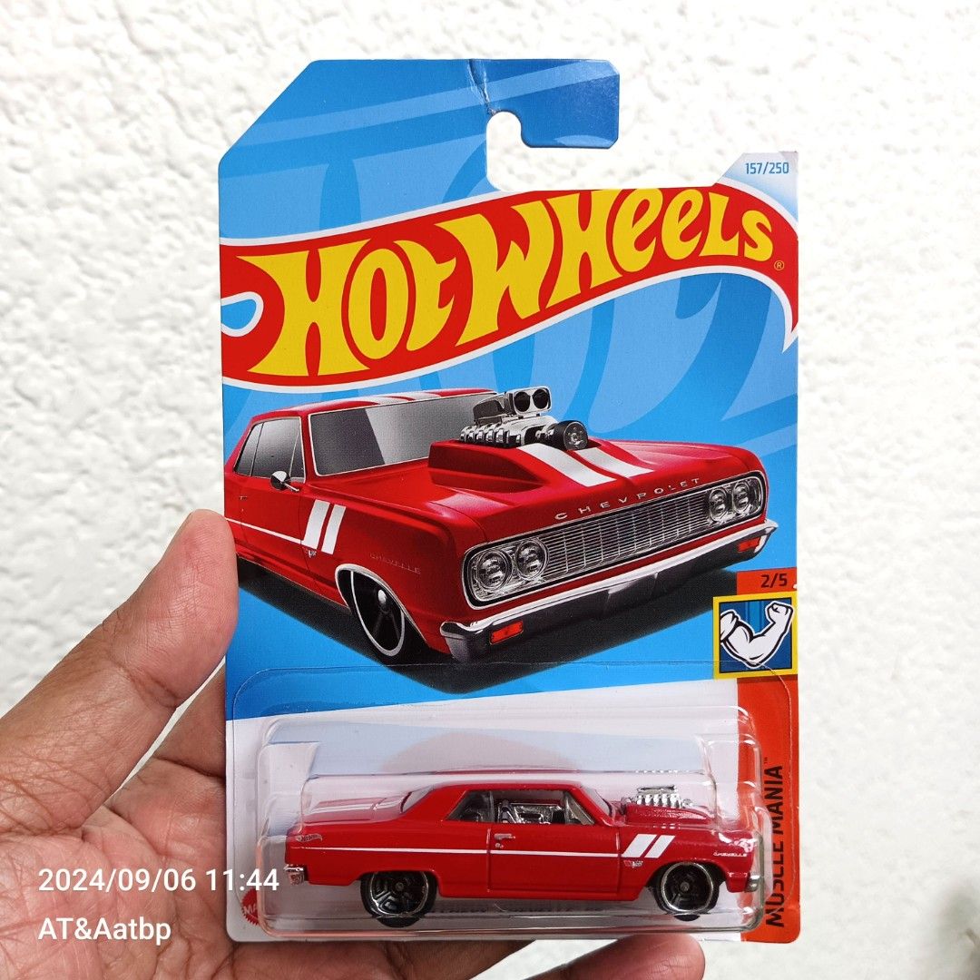 Hot Wheels Muscle Mania 64 CHEVY CHEVELLE SS 1 64 scale die cast vehicle Hobbies Toys Toys Games on Carousell