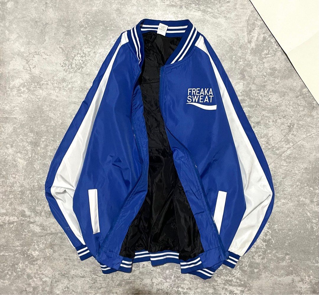 JACKET BOMBER FREAKA SWEAT Fesyen Pria Pakaian Atasan di Carousell
