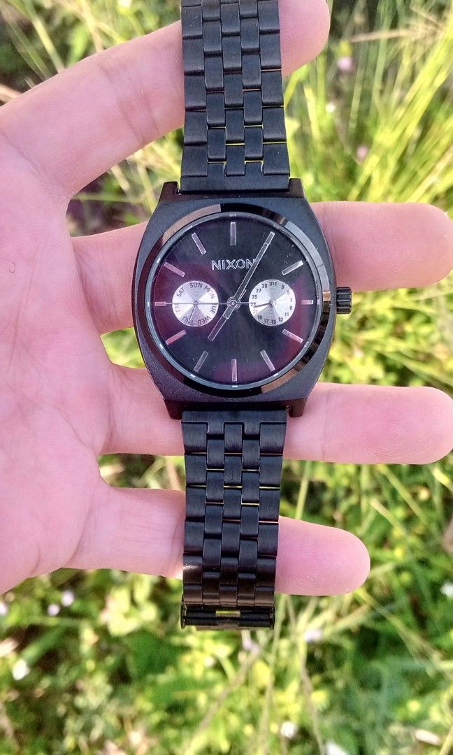 Nixon time teller deluxe store