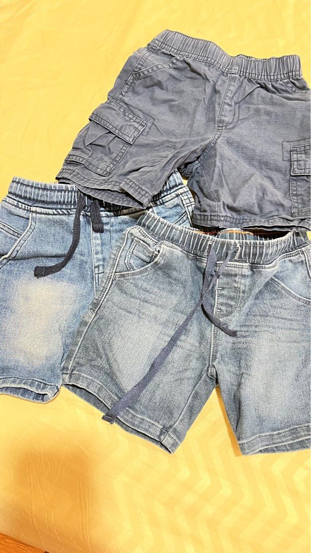 Jeans (Category: Jeans) located in Las Pinas. Submitted by declutterthing09 (Listing ID 1324174528, Image 3). Description: Blue pants- 7-10yold Shorts bundle- 2-3yold.