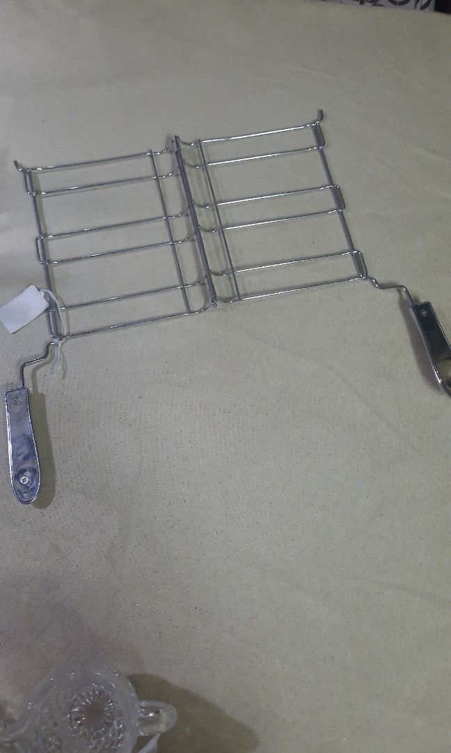 Kitchen aid 11x5" stainless (Category: Other Kitchenware & Tableware) located in Manila. Submitted by luckycharm_215 (Listing ID 1324092247, Image 2). Description: good condition from UK.