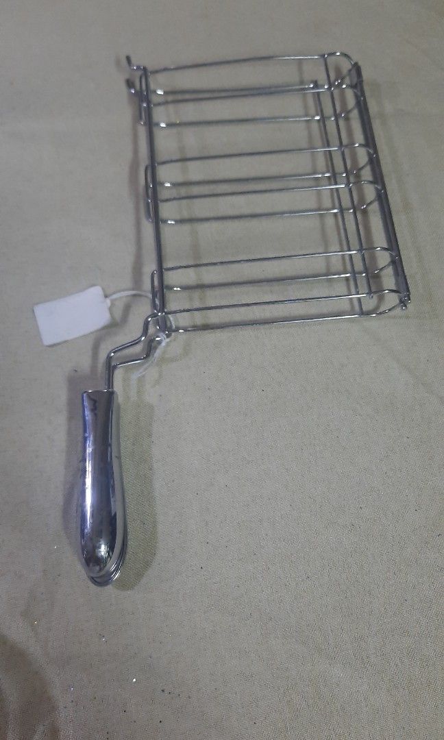Kitchen aid 11x5" stainless (Category: Other Kitchenware & Tableware) located in Manila. Submitted by luckycharm_215 (Listing ID 1324092247, Image 1). Description: good condition from UK.