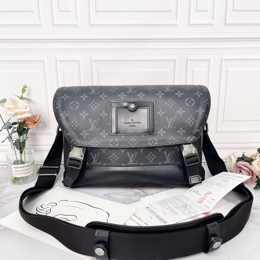 Louis Vuitton Messenger PM Voyager in Black Monogram Luxury Bags Wallets on Carousell