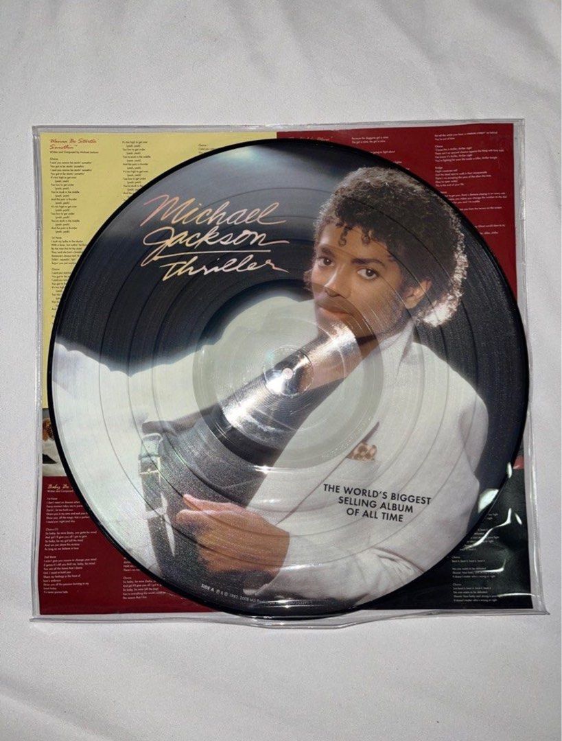 MICHAEL JACKSON: Thriller Photo Vinyl (Category: Vinyls) located in Makati City. Submitted by thelostattic (Listing ID 1324146125, Image 1). Description: =💌͟͟͞͞➳❥ you have mail! * Thriller Photo Vinyl (Michael Jackson) * used once 📍loc: makati 🛵 mod: lalamove, grab (sf must be shouldered by buyer) 🧾 mop: gcash, bank transfer.