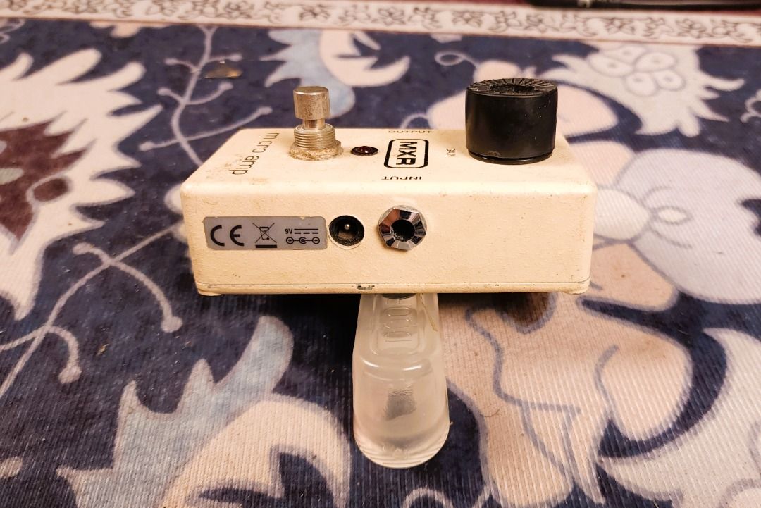 MXR M133 MICRO AMP BOOST PEDAL (Category: Musical Instruments) located in Las Pinas. Submitted by dbeansmusic (Listing ID 1324102047, Image 2). Description: FOR SALE ONLY. MXR M133 MICRO AMP BOOST PEDAL - SEE ACTUAL PHOTOS POSTED - COSMETICS: 9/10 - FUNCTIONALITY: 10/10 - NO BOX - RFS: Downsizing guitar pedal collection. FEATURES & SPECIFICATIONS: - Take Control of Your Guitar Rig's Gain Levels! - Gain knob adjusts total output volume when micro 