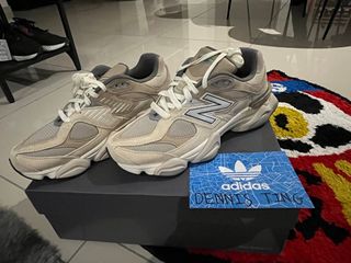 (Category: ) located in . Submitted by SneakerheadMY (Listing ID 1324167341, Image 1). Description: .