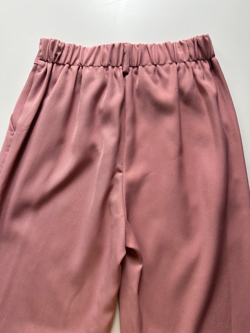 Old Rose Wideleg Trousers (Category: Other Bottoms) located in Cavite. Submitted by adiore (Listing ID 1324039320, Image 3). Description: high waisted garterized back fits waistline 25-32” length 37-38”.
