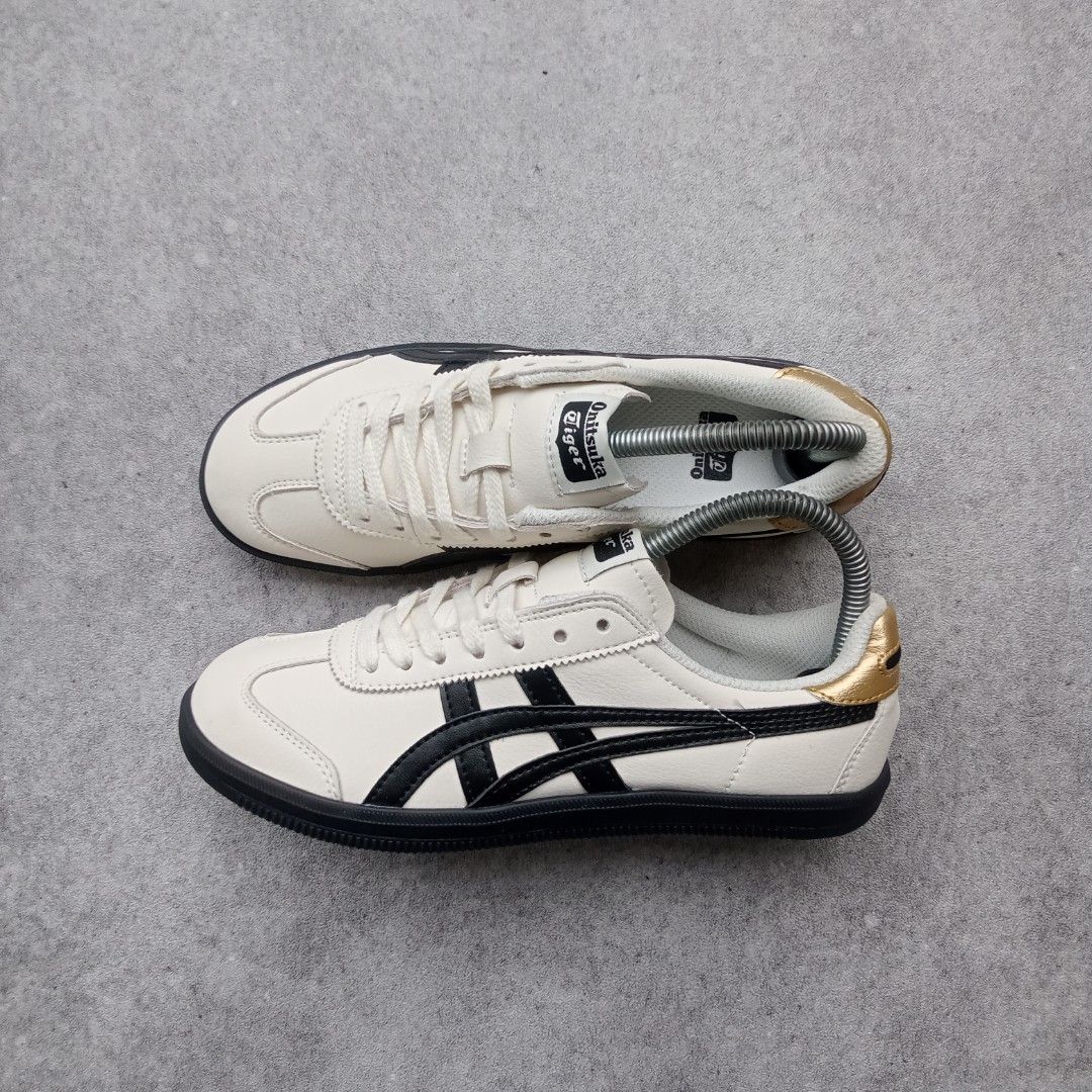 Onitsuka Tiger Tokuten, Fesyen Pria, Sepatu Sneakers di Carousell