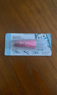 （分類：）位於 。 由 thekloset 提交（商品編號 1324053833，圖片 1）。簡介： 。