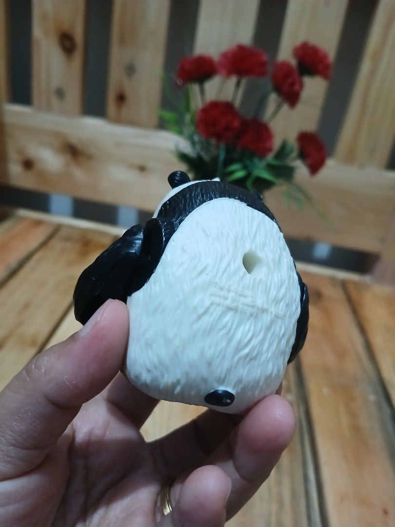 Rare 2011 Mcdonalds•Kung fu Panda 2 (Category: Designer & Blind Box Toys) located in Manila. Submitted by dories12d57986 (Listing ID 1324171147, Image 2). Description: •Pre-loved toy from UK •Kung fu Panda 2- baby po- Happy meal Action figure toy UK.