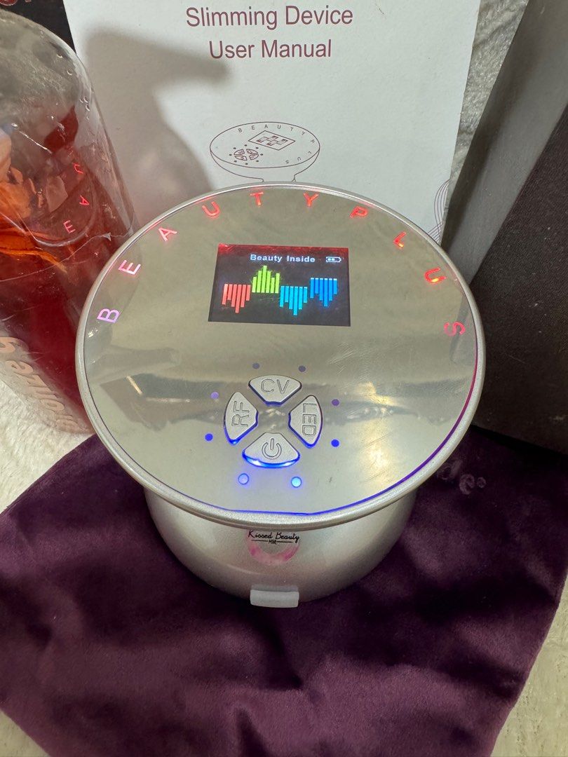 RF SLIMMING DEVICE (Category: Massage Devices) located in Tabuk. Submitted by pheym18 (Listing ID 1324137758, Image 3). Description: DEVICE ‼️Bronze Gel (Heating Gel) NOT AVAILABLE hindi ko na masiyado nagagamit. super ganda niya nakakatamad lang 😅 bought in IG (kissedbeautymnl) orig price ₱ 6,130 .