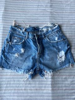 (Category: ) located in . Submitted by katedeclutter (Listing ID 1324006165, Image 1). Description: .