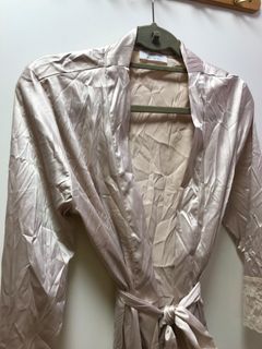 （分類：）位於 。 由 preloved021 提交（商品編號 1324140989，圖片 1）。簡介： 。