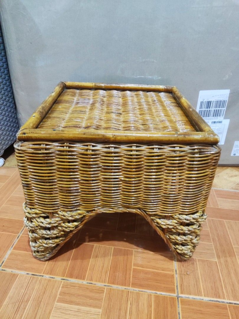 Small Rattan Chair (Category: Chairs) located in Manila. Submitted by thirdyboyyy (Listing ID 1324066612, Image 1). Description: Small Rattan Chair ✅ Pwede sa Coffee Shops ✅ Aesthetic and minimalist tignan ✅ Pwede gamitin as design sa bahay ✅ Pwede ilagay sa small business shops ✅ Madaling i-refurnish para mag-mukhang bago.