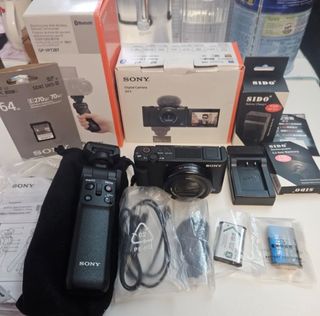 （分類：）位於 。 由 venusssssho 提交（商品編號 1324141511，圖片 1）。簡介： 。