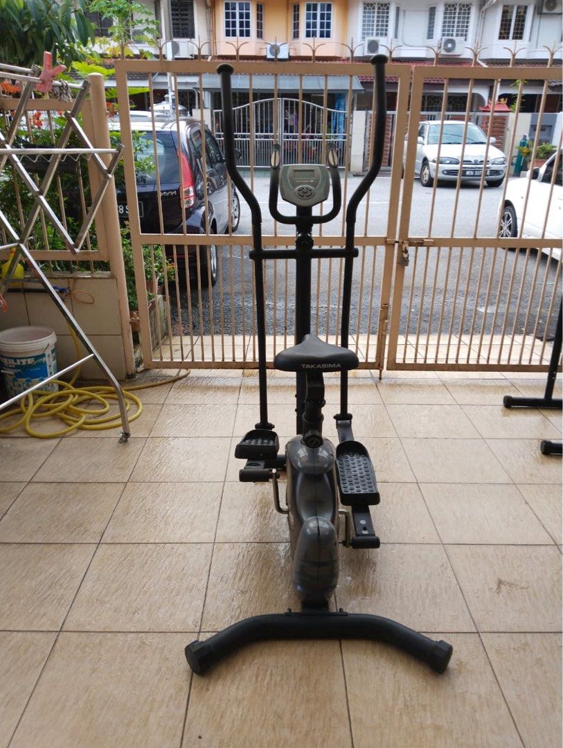 Takasima cross trainer 2025