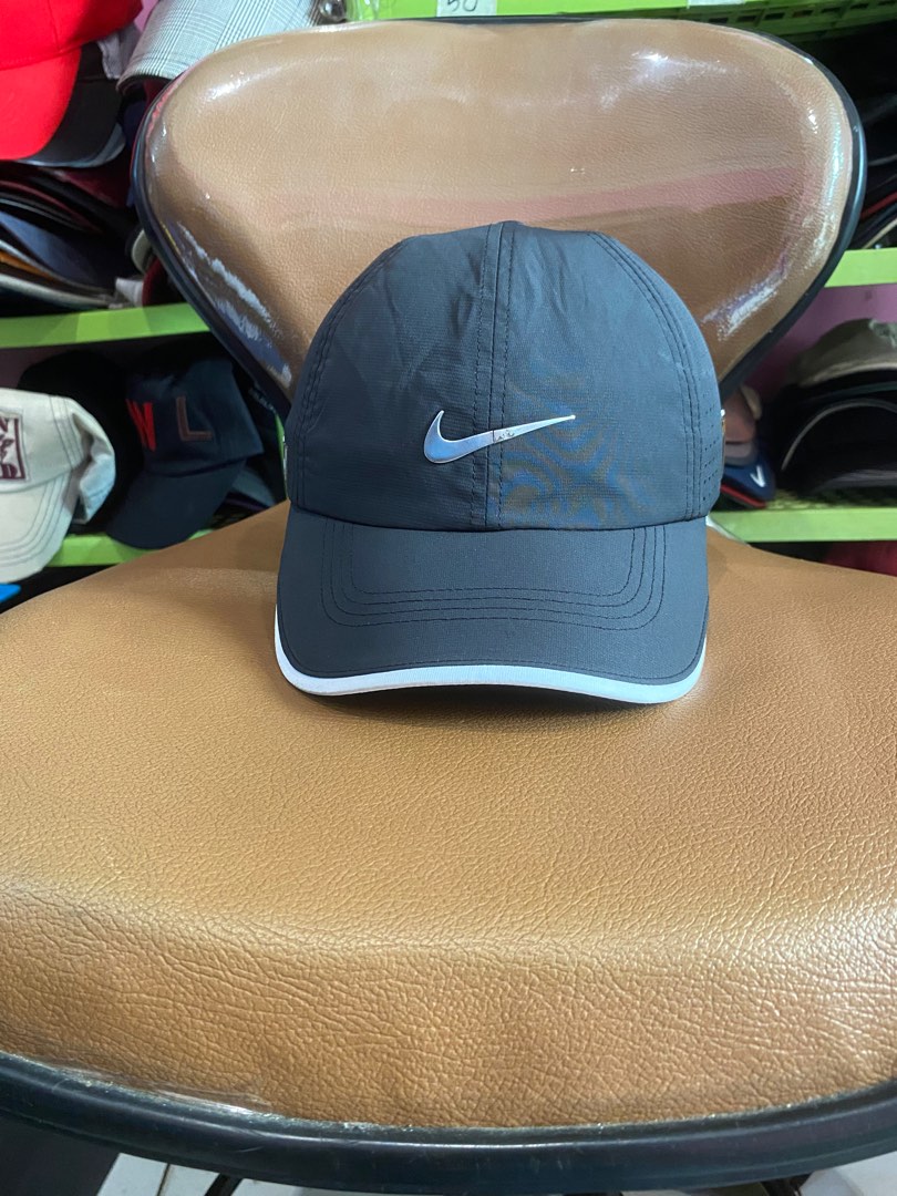 Topi Nike golf original hitam big logo