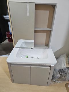 (Category: ) located in . Submitted by tianwei217 (Listing ID 1324117274, Image 1). Description: .