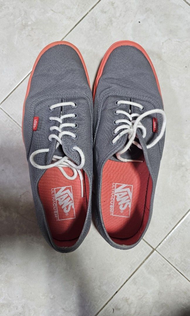 Vans authentic ultracush lite deals