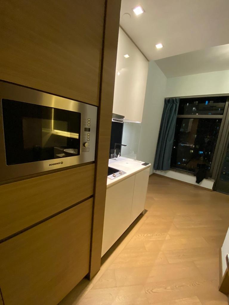 Cheung Sha Wan semi-new flat for sale63438051319809112