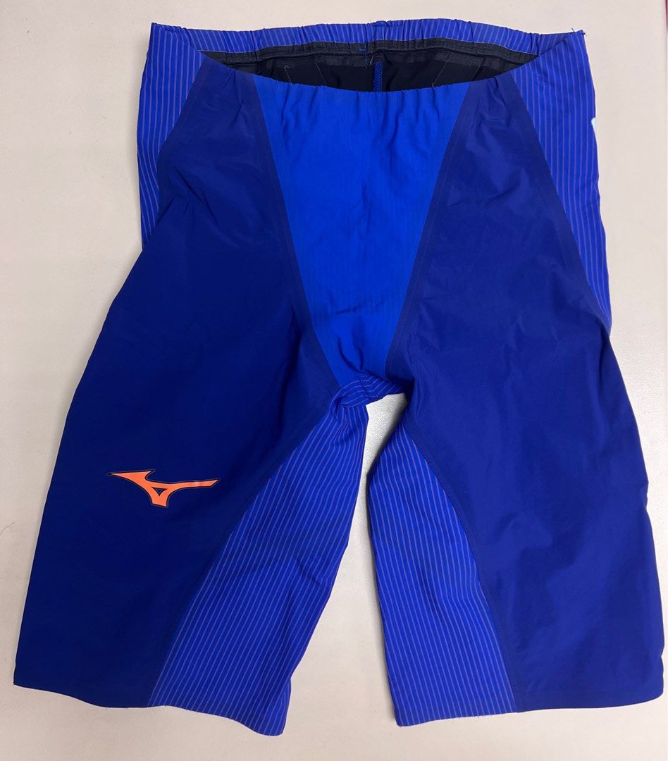MIZUNO L size 4 4 Carousell