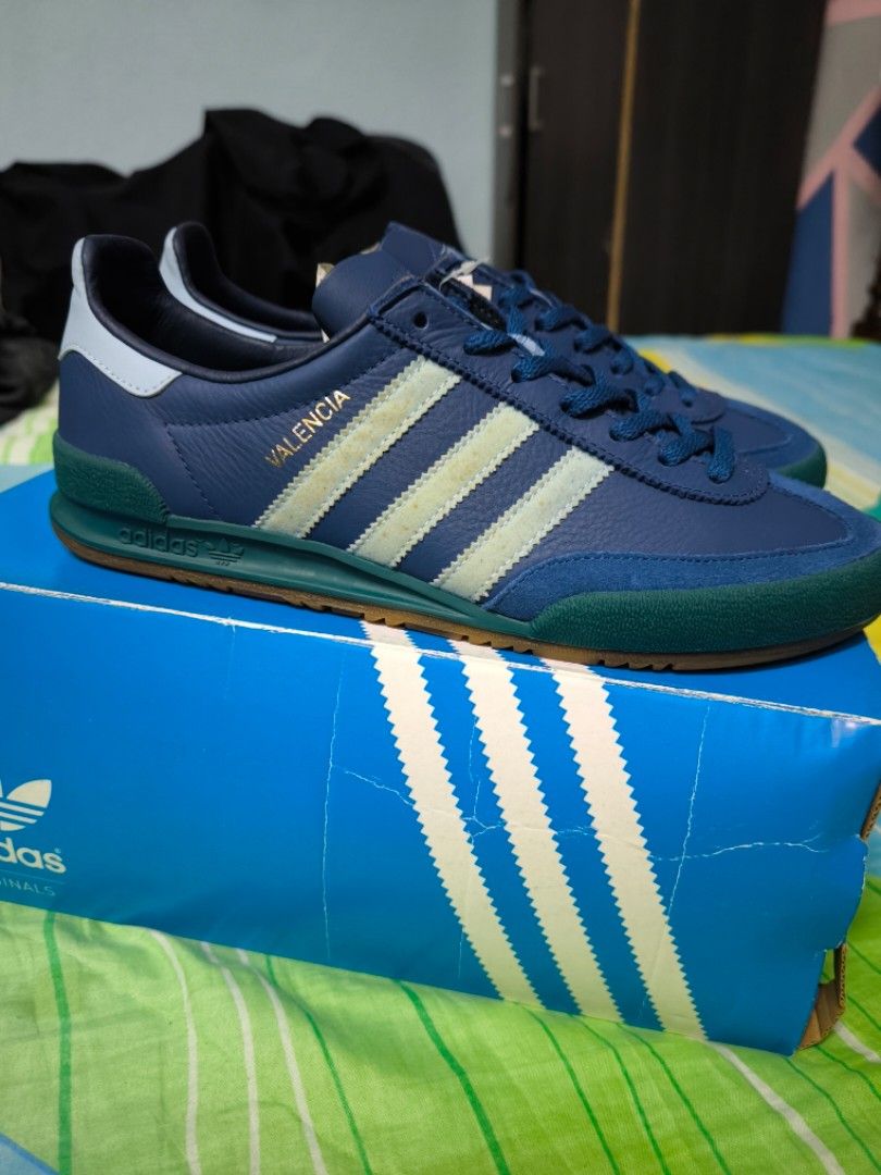 ADIDAS JEANS CITY SERIES VALENCIA Men s Fashion Footwear Sneakers on Carousell