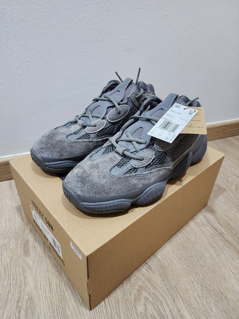 Yeezy uk9 on sale