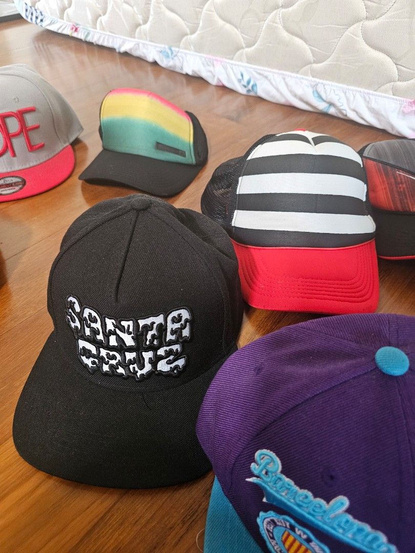 Assorted caps (Category: Caps & Hats) located in Singapore. Submitted by fabbyian (Listing ID 1324229538, Image 3). Description: .