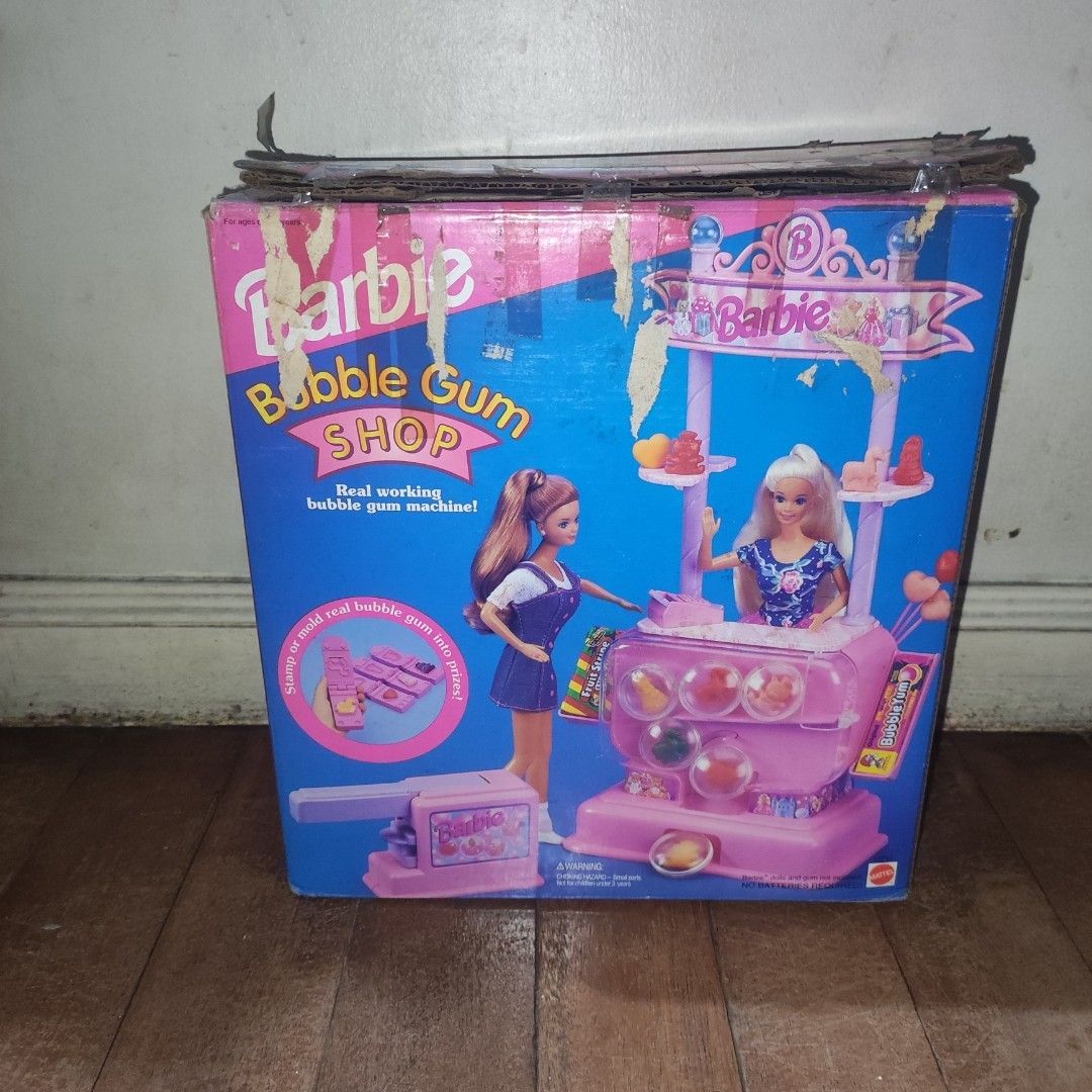 Barbie bubble gum shop 2025
