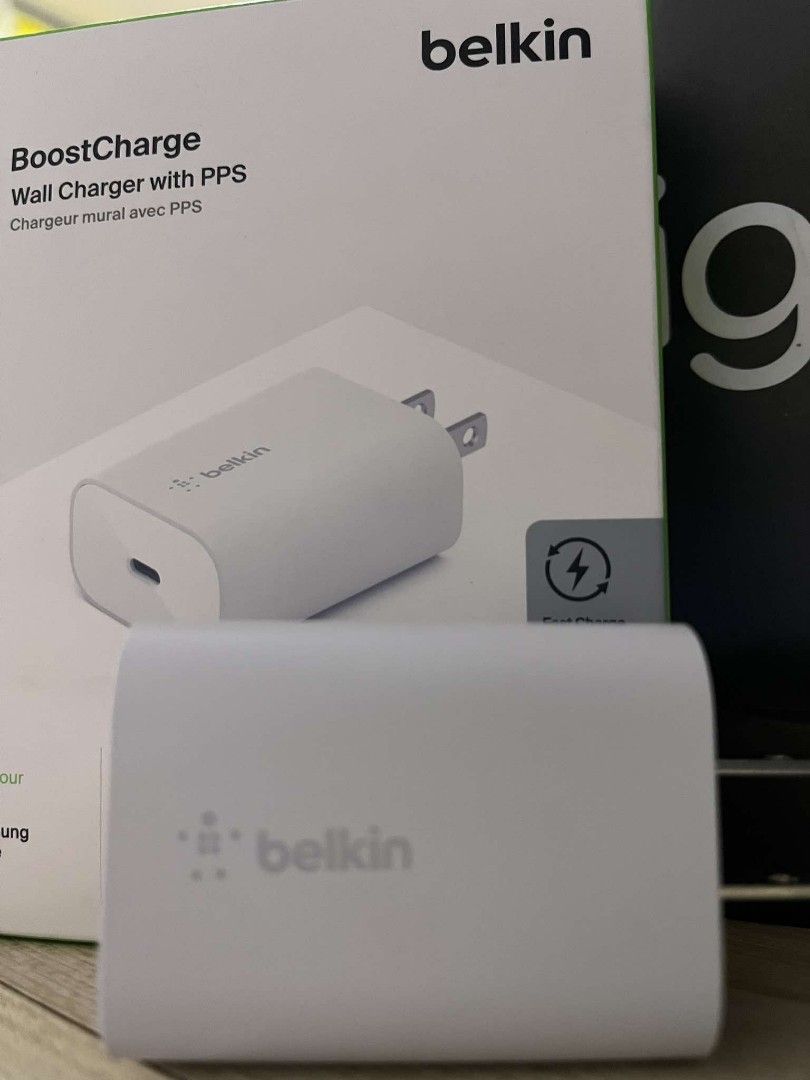 Belkin Adaptor for Iphone (type c) (Category: Cables & Adaptors) located in Makati City. Submitted by scarlet_17 (Listing ID 1324255035, Image 2). Description: Isang beses lang nagamit, with receipt and 1 year warranty. RFS: already have apple adapter pick up: Makati/Cavite.