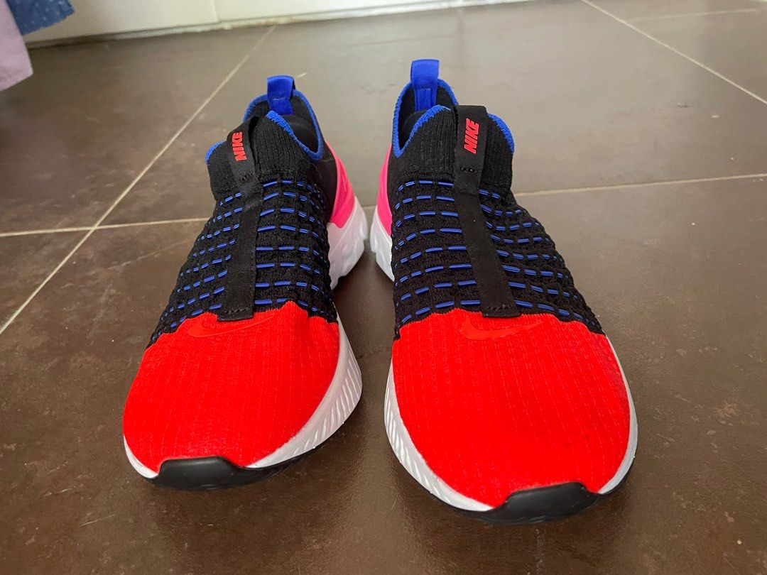 BRAND NEW US8 Nike Phantom Run Flyknit 2 (Category: Sneakers) located in Iloilo. Submitted by leikhus (Listing ID 1324226296, Image 3). Description: [NO BOX] Authentic My grandma bought me the wrong size .