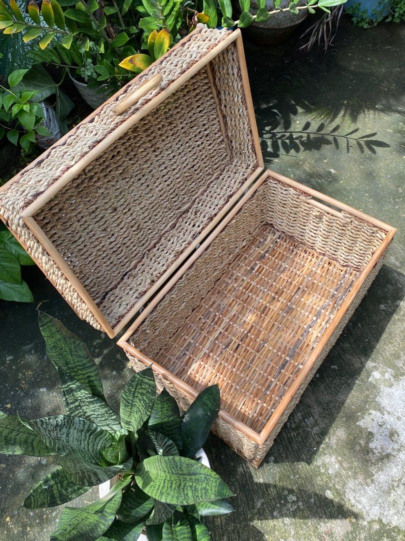 BURI BAUL/BURI STORAGE/RATTAN STORAGE (Category: Storage Boxes & Baskets) located in Marikina City. Submitted by thecraftyhomebyelisha (Listing ID 1324195581, Image 2). Description: BURI BAUL ‼️ L: 25" x W: 15" x H: 15" 1200 .