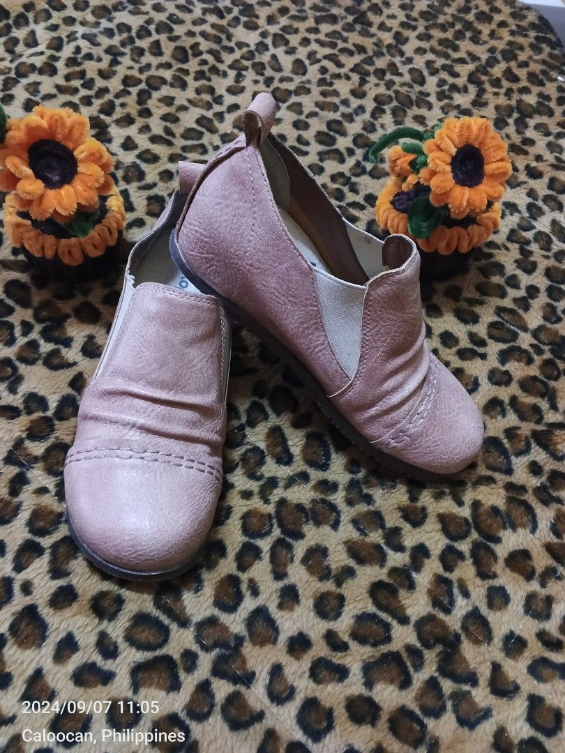 Carnival joy shoes deals