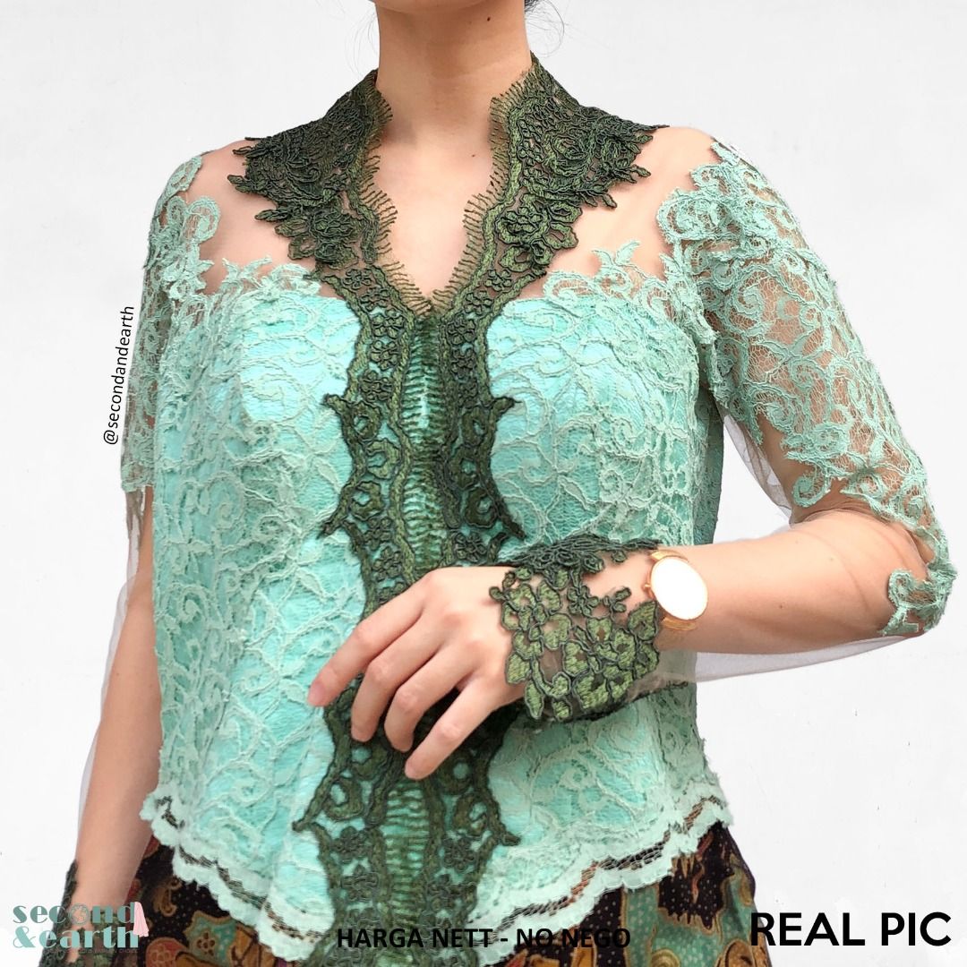 Dress Kebaya Batik (M) Terusan Formal Lengan Panjang Brukat Tile