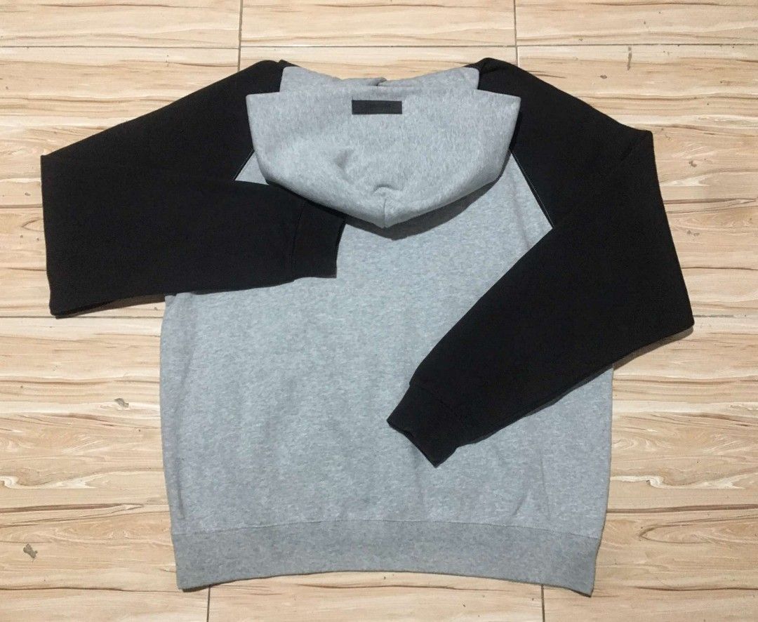 ESSENTIALS FEAR OF GOD RAGLAN PULL OVER HOODIE (Category: Coats, Jackets and Outerwear) located in Urdaneta. Submitted by josephragontonjr (Listing ID 1324283834, Image 2). Description: ESSENTIALS FEAR OF GOD RAGLAN PULL OVER HOODIE SIZE MEDIUM WIDTH 24 LENGTHS 28.5 NO ISSUE 9.8/10 COLOR RATE EXCELLENT CONDITION 3000 + SHIPPING FEE.