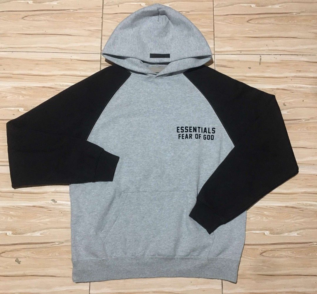 ESSENTIALS FEAR OF GOD RAGLAN PULL OVER HOODIE (Category: Coats, Jackets and Outerwear) located in Urdaneta. Submitted by josephragontonjr (Listing ID 1324283834, Image 1). Description: ESSENTIALS FEAR OF GOD RAGLAN PULL OVER HOODIE SIZE MEDIUM WIDTH 24 LENGTHS 28.5 NO ISSUE 9.8/10 COLOR RATE EXCELLENT CONDITION 3000 + SHIPPING FEE.